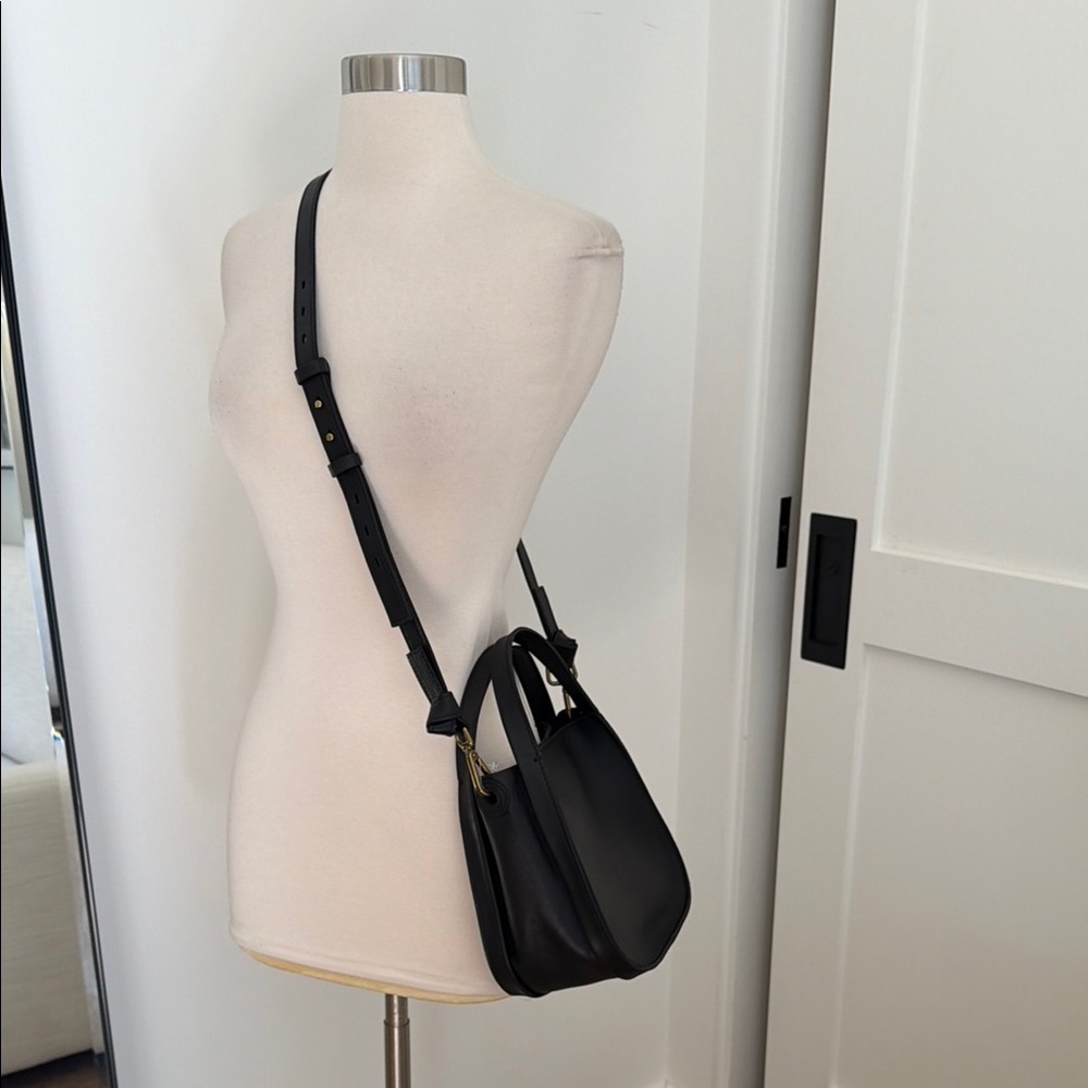 Madewell Black Leather Crossbody Handbag with Adjustable Strap